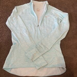 Nike 1/4 zip pullover women’s size S